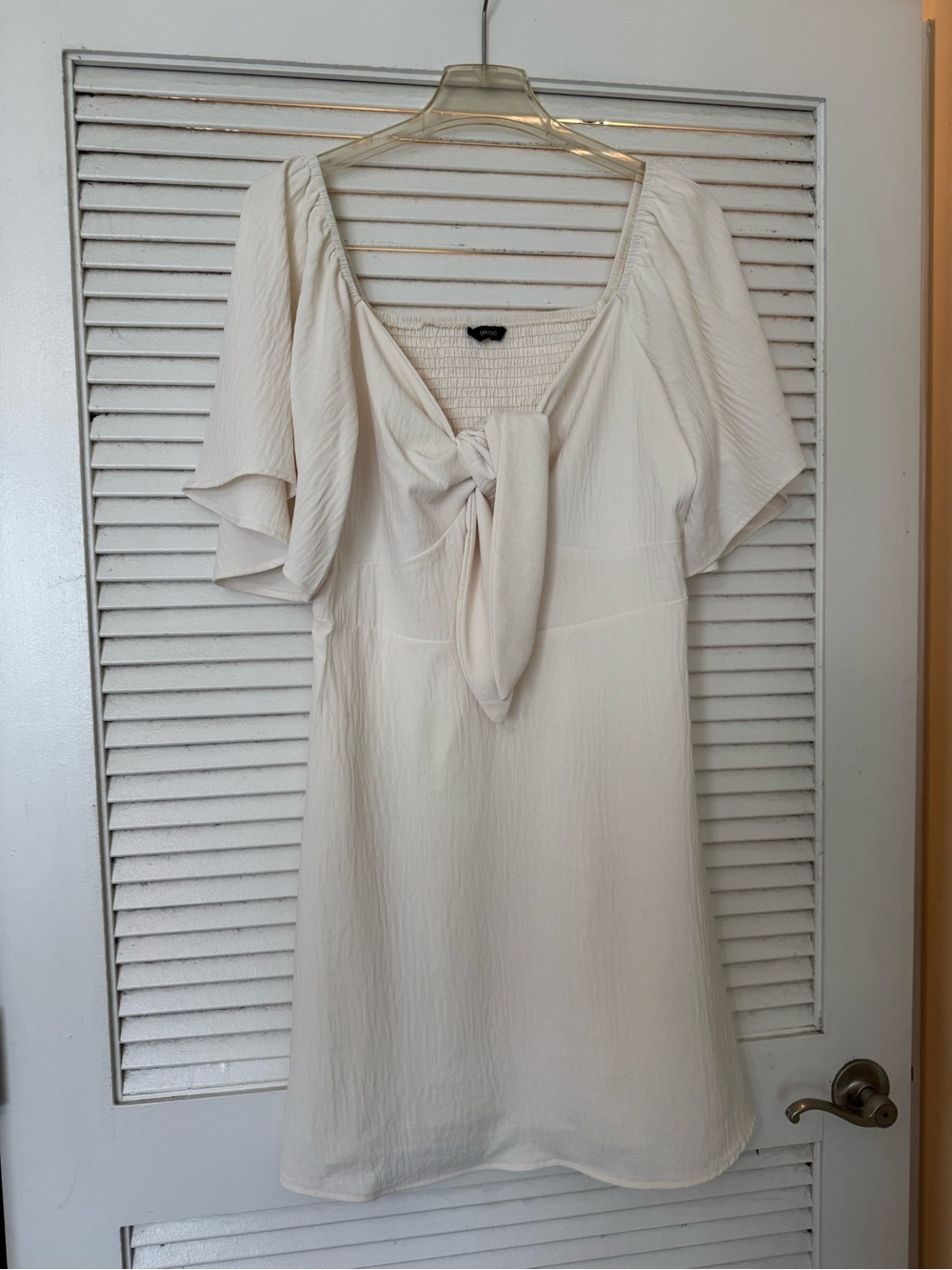 Flutter-Sleeve Cream Midi Dress with Front Tie